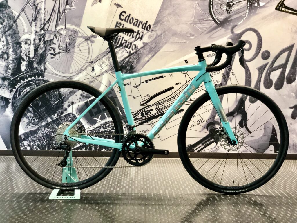 町田】新たなスタートにぴったりな1台「VIA NIRONE7 DISC SORA