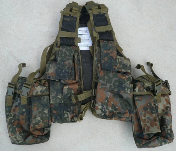 MIL-TEC SAAVアサルトベスト(P83型アサルトベスト)ドイツ連邦軍
