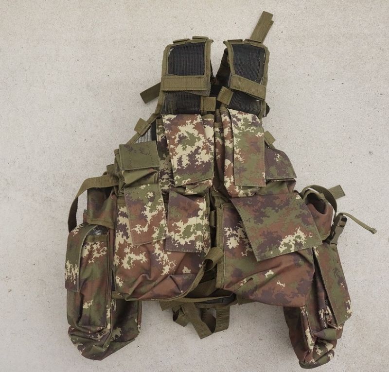 MIL-TEC SAAVアサルトベスト(P83型アサルトベスト)イタリア軍Vegetato