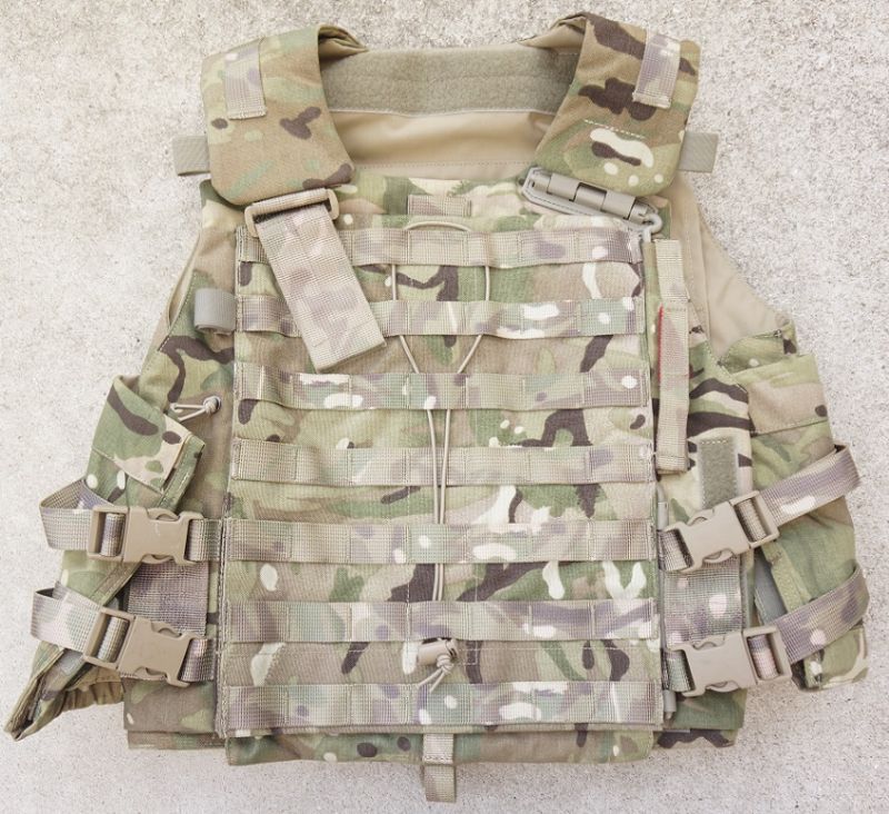 英軍VIRTUS STVボディアーマーMTP迷彩MEDIUM - ミリタリーサープラス