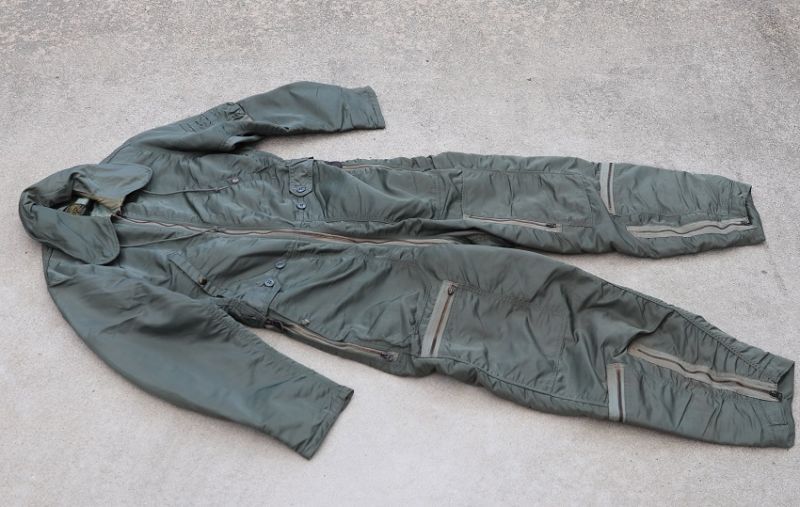 米軍 米空軍CWU-1/PフライトスーツMEDIUM-REGULAR - ミリタリー
