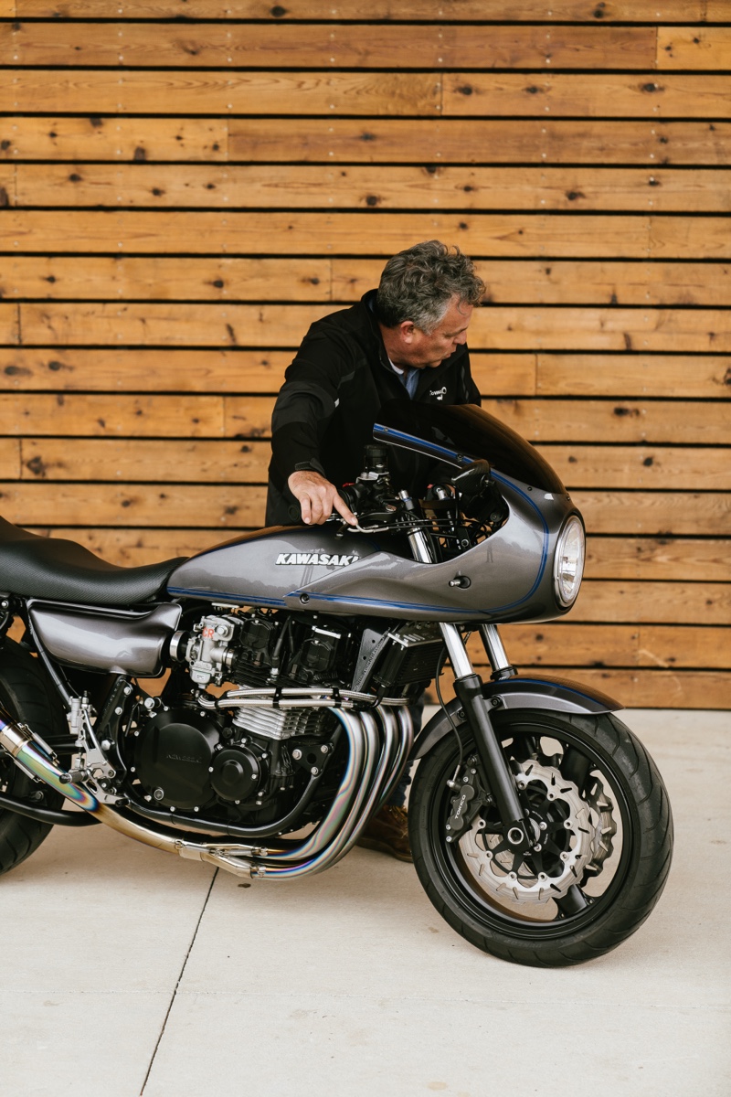 Road Weapon: Kawasaki KZ1000LTD Restomod – BikeBound