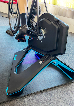 Tacx NEO Motion Plates - Bike Hugger