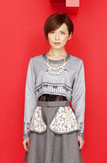 AAA宇野実彩子 本人プロデュースの可愛らしく妖艶なフレグランス発表