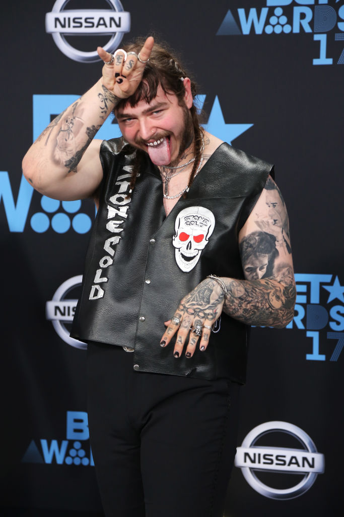 ポスト・マローン、顔にタトゥーを入れた理由を明かす | Daily News