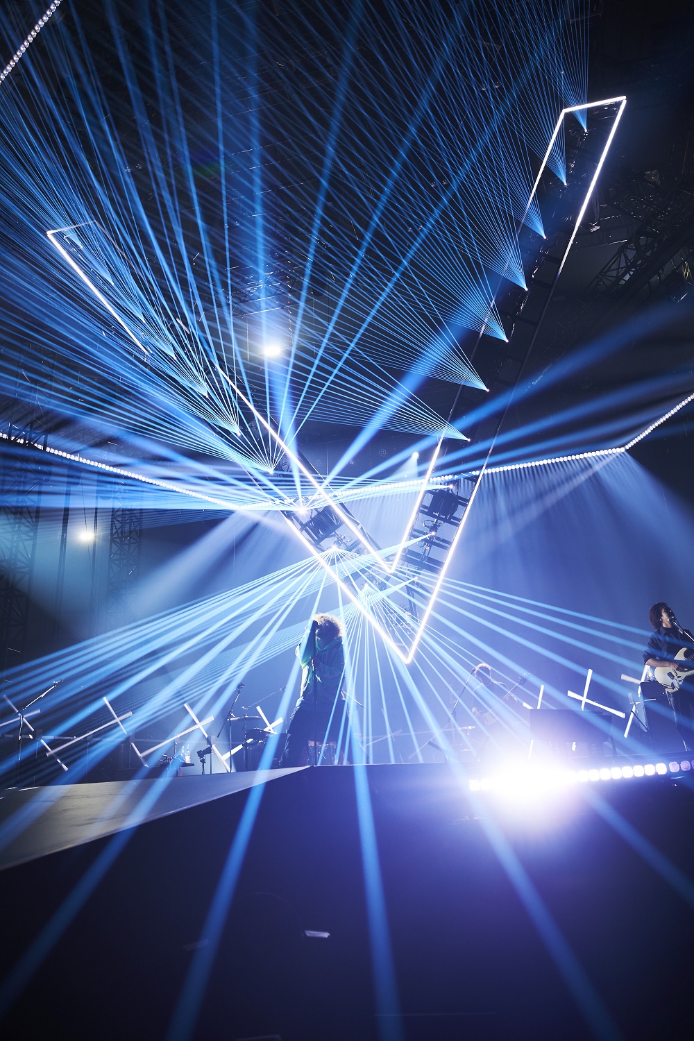 ライブレポート＞Vaundy、大きな熱狂を生み出した【Vaundy one man