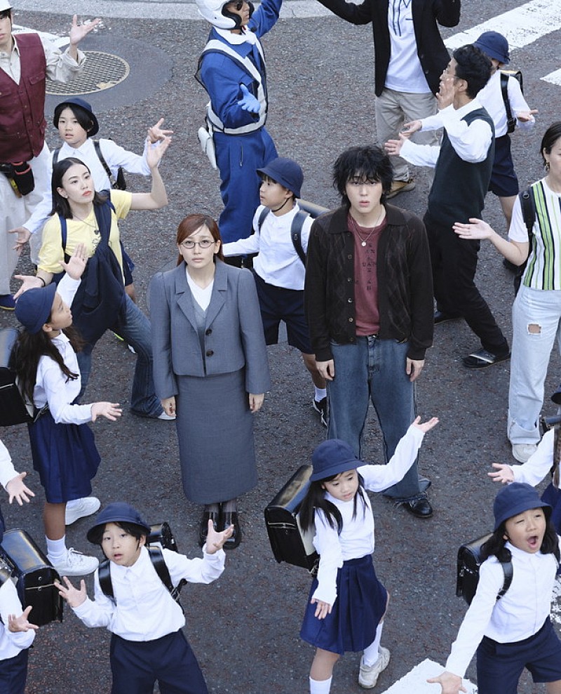 ZICO×幾田りら、コラボ曲「DUET」コンセプト写真公開 | Daily News