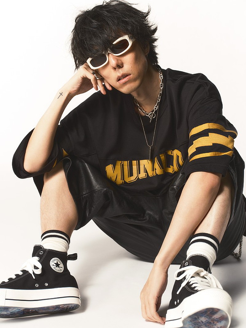 RADWIMPS×atmos×CONVERSEのトリプルコラボレーションモデルが登場