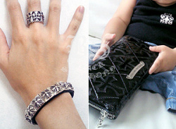 クロムハーツ ゼロピラミッド シングルロー ブラックレザー