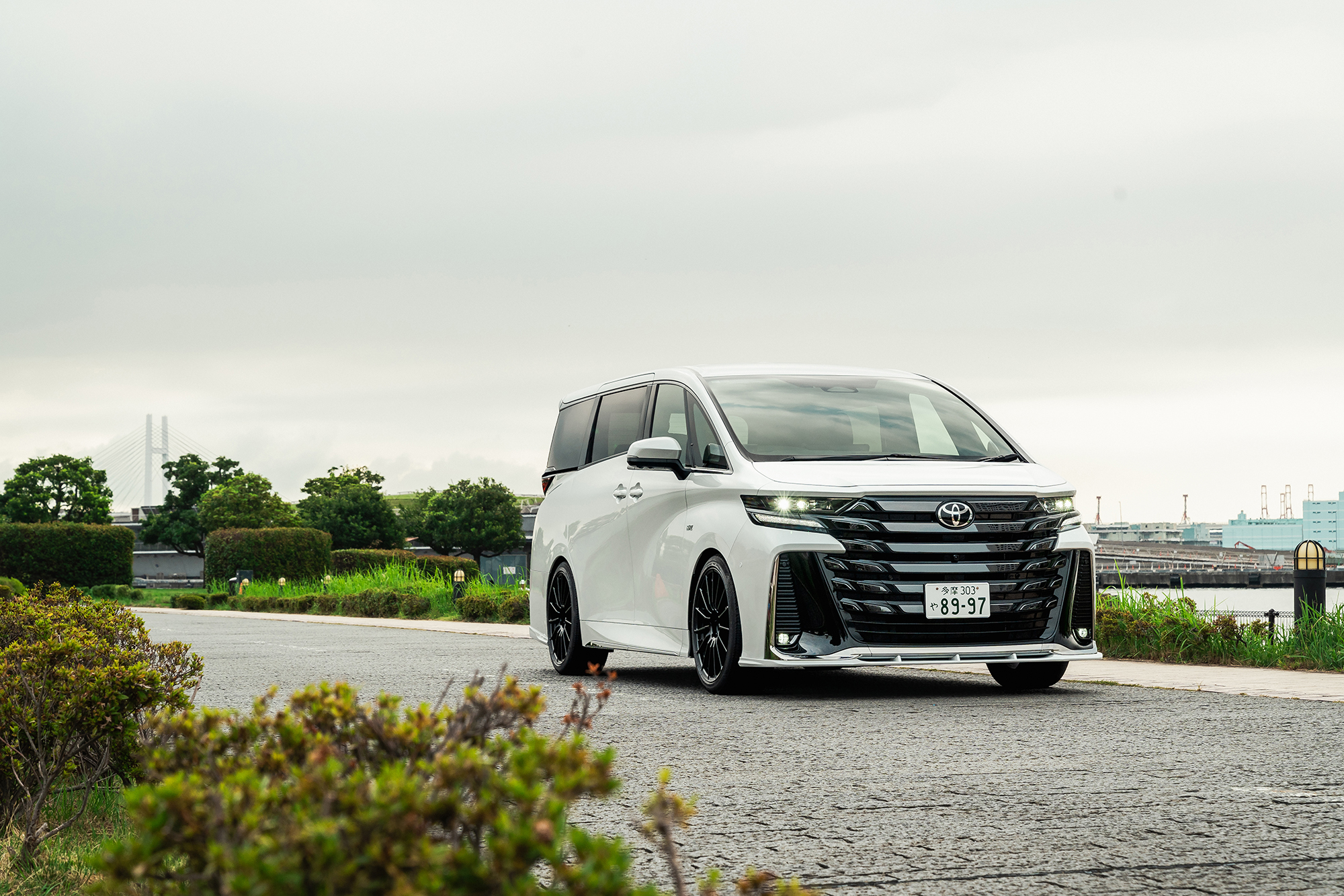 40系アルファード・ヴェルファイア カスタムプロジェクト | BLITZ