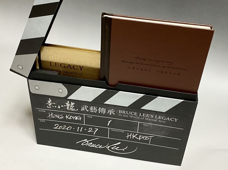 ブルース・リー生誕80周年 香港郵政切手ボックスセット｜マニア向け