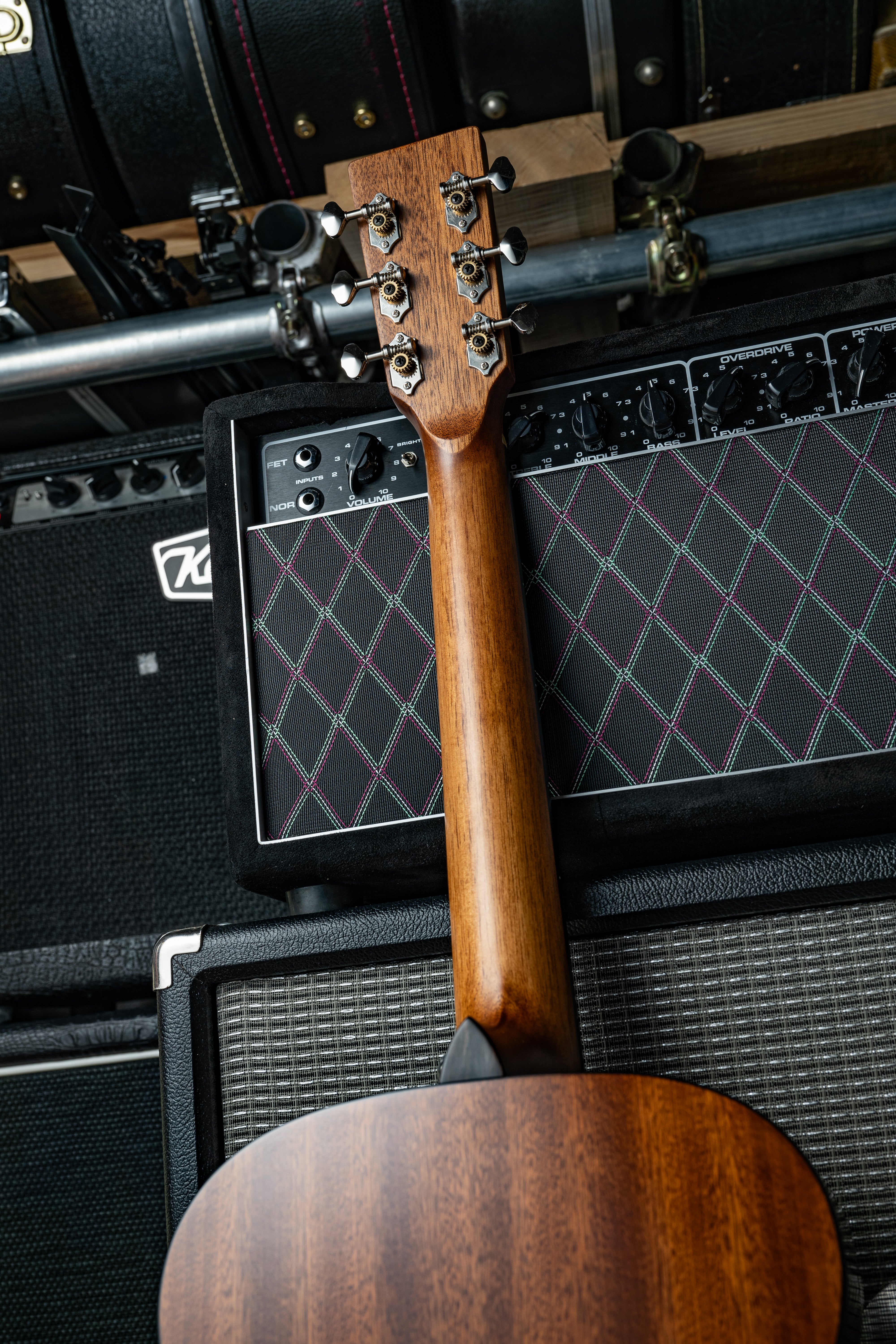 NAGI GUITARS Limited Model Cherry Mini Ivory – brusheight