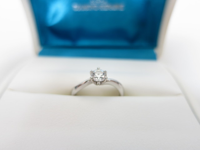 銀座ダイヤモンドシライシGINZA DIAMOND SHIRAISHI婚約指輪Pt900