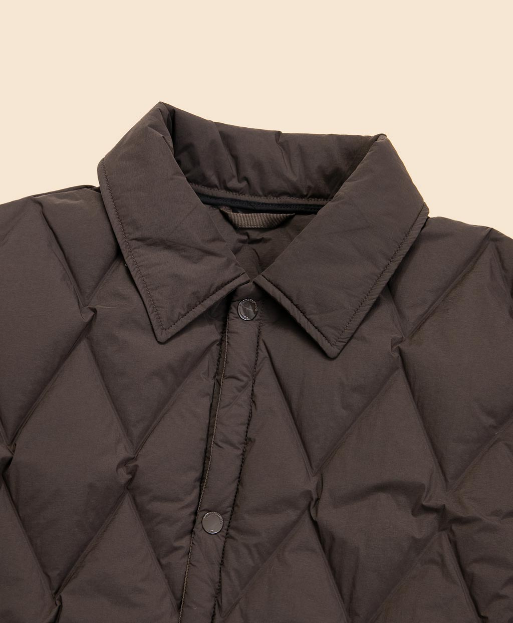 ストレッチナイロン キルティングダウン コーチジャケット | Brooks