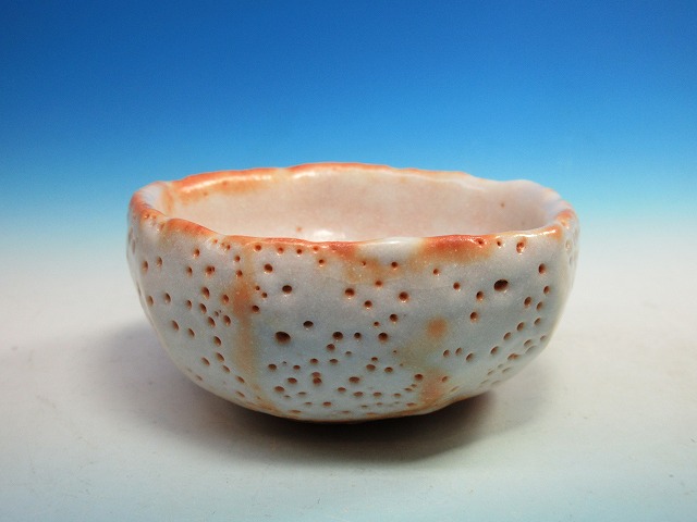 志野ぐい呑｜作家名：鈴木 健｜文錦堂 | 文錦堂