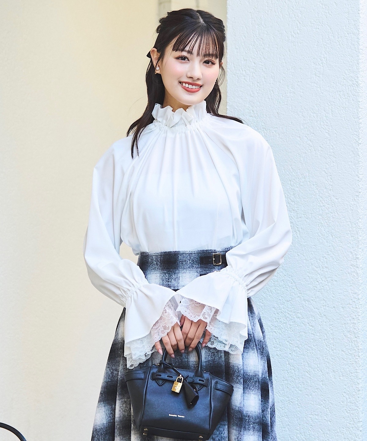 鶴嶋乃愛コラボ】フリルハイネック2WAYリボンブラウス(F ホワイト