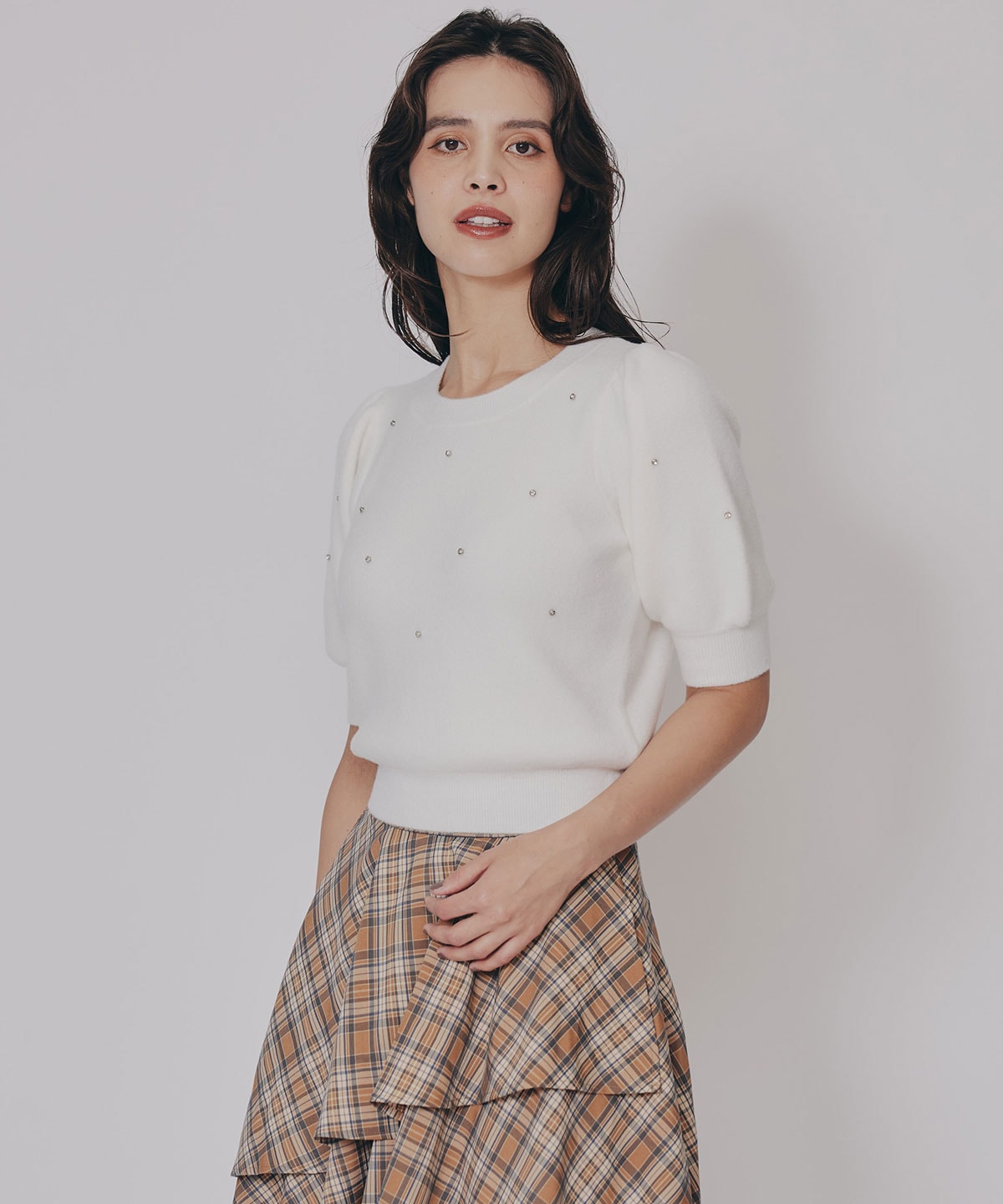 ビジューパフスリーブニットトップス