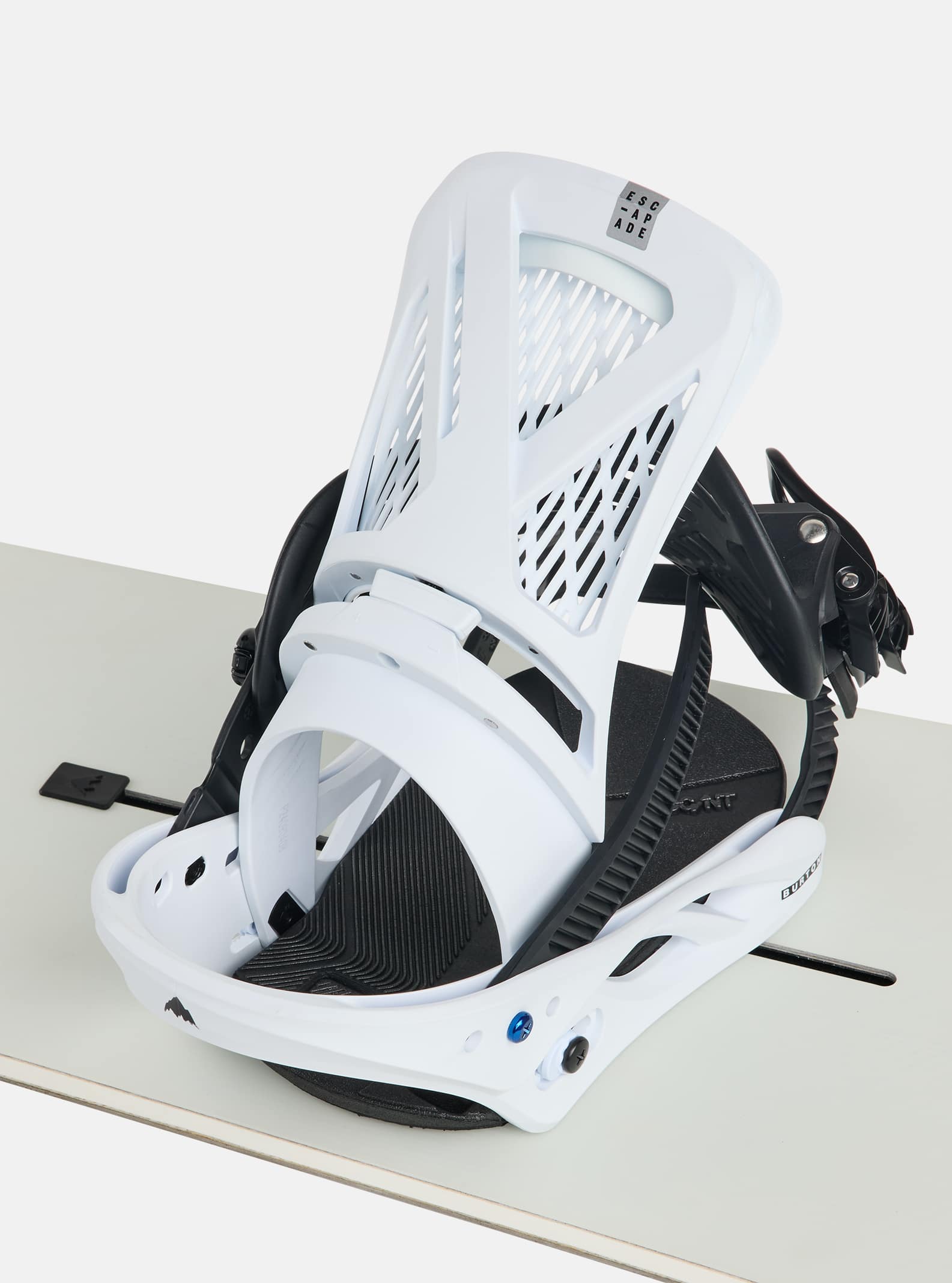 Women's Burton Escapade Re:Flex Snowboard Bindings | Burton.com