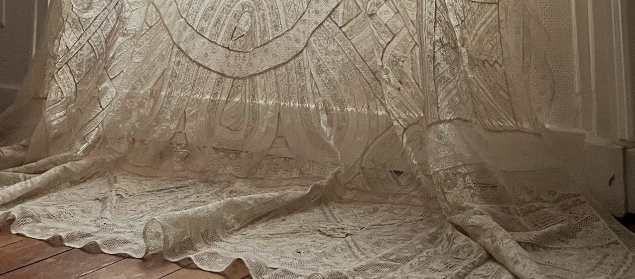 L2382 フランスアンティークレースクロス ハンドワークリネンフィレ