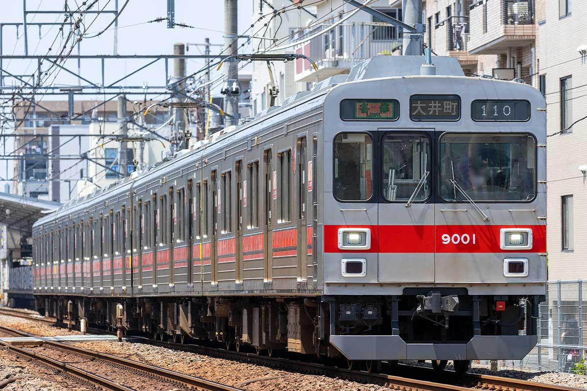 10512＞東急電鉄9000系（大井町線・赤帯復刻編成・9001編成タイプ）5両