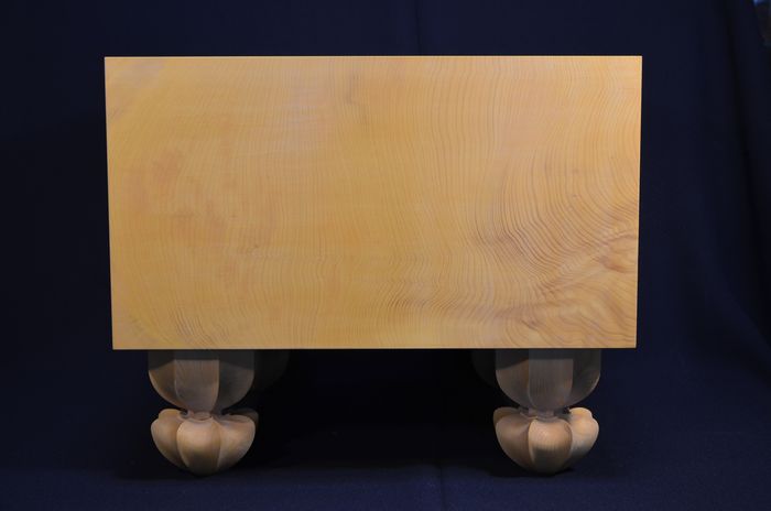 宮崎県産本榧 天地柾 七寸七分五厘 吉田碁盤店