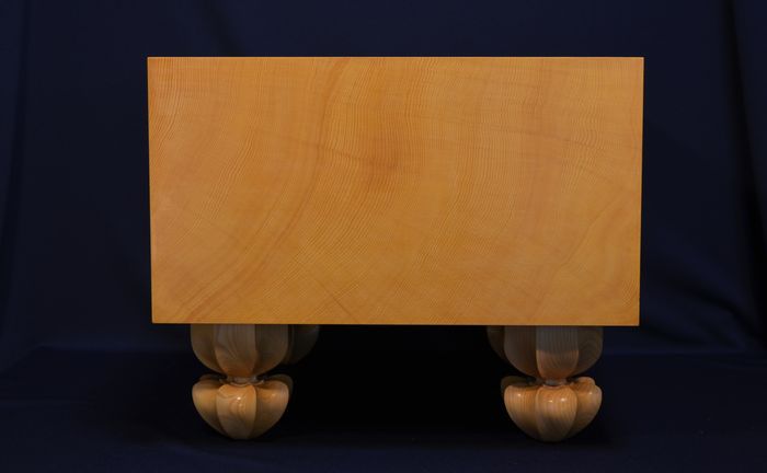 宮崎県産本榧 天柾 七寸七分五厘碁盤