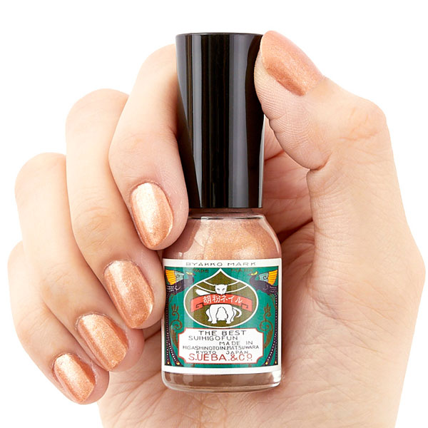 胡粉ネイル 輝かシリーズ 煌び紅（きらびもみ） – 京都の老舗／日本画