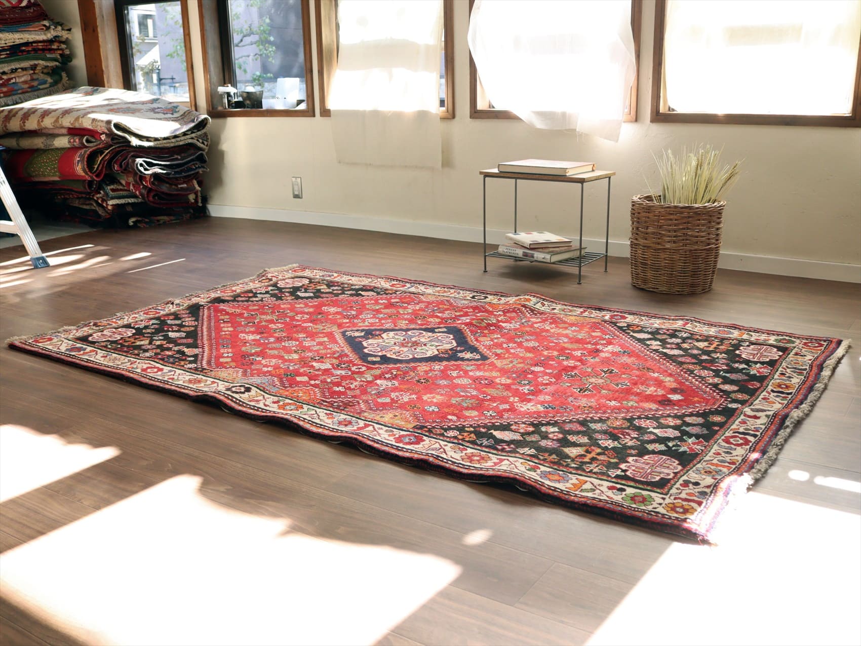 ギャッベ（ギャベ）専門店 インプレッションオブギャッベ / 部族絨毯