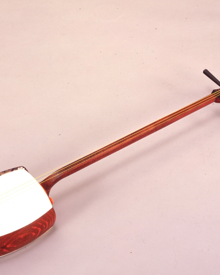 三味線（しゃみせん） | 浜松市楽器博物館