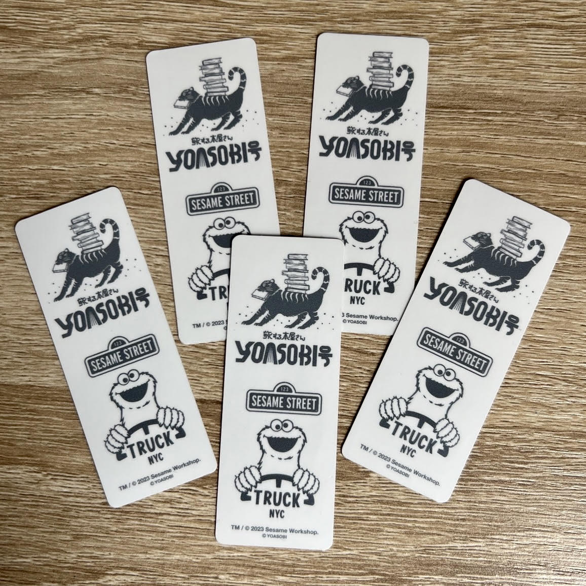 YOASOBI_初のアリーナツアー「電光石火」でセサミストリートとのコラボ