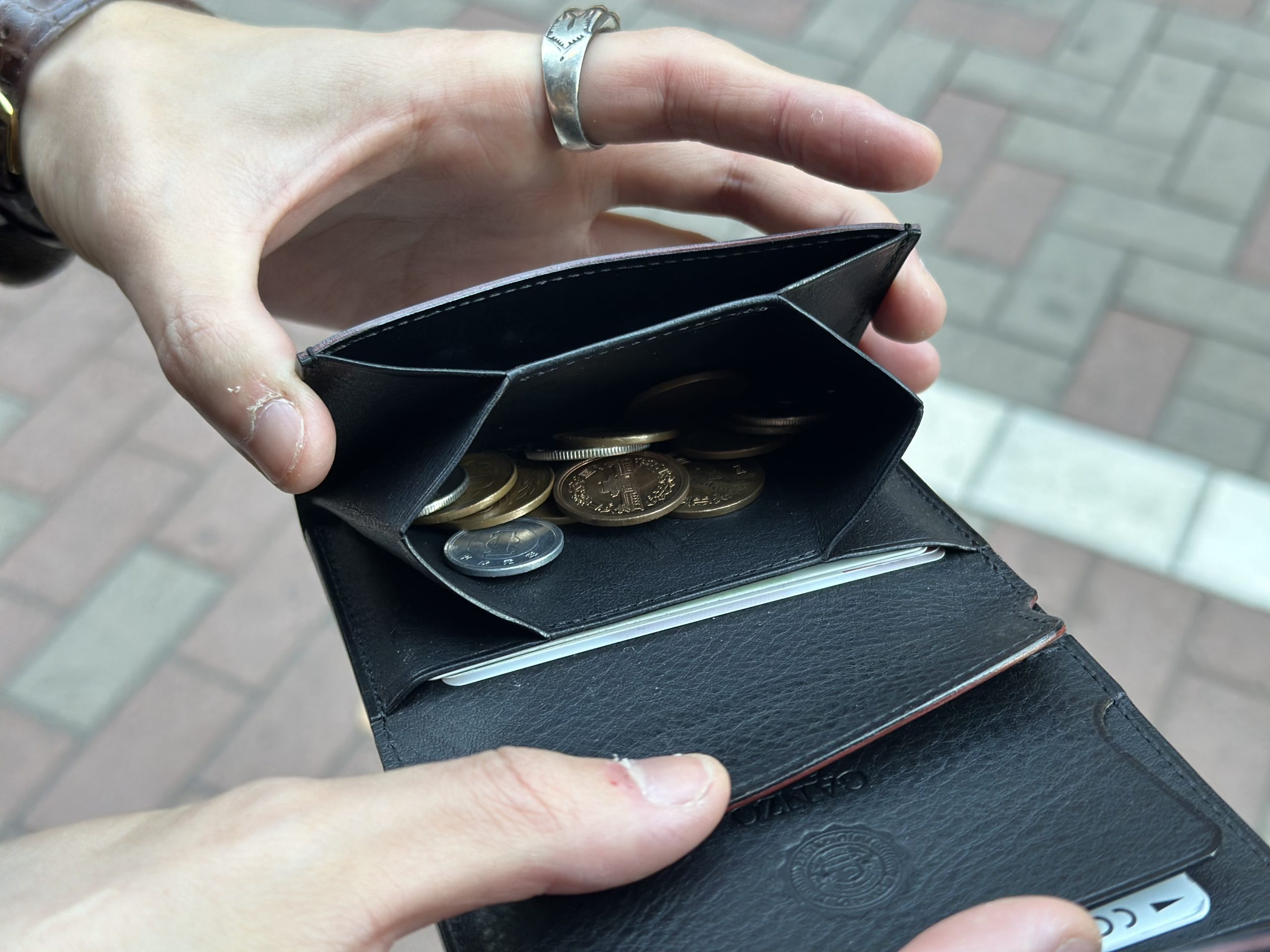 ブログ | 最高級のメンズ革製品・革財布 GANZO公式WEBサイト