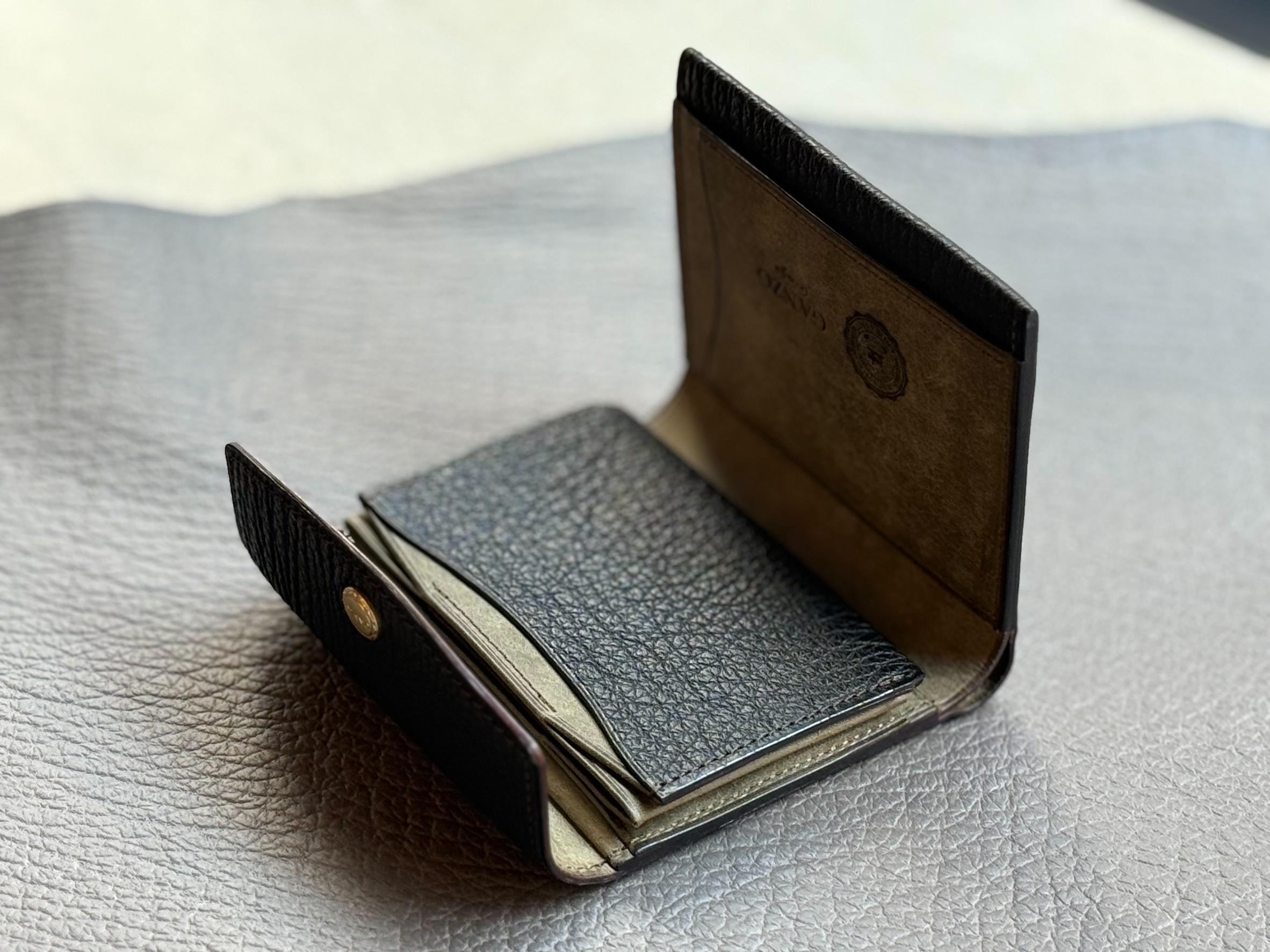 ブログ | 最高級のメンズ革製品・革財布 GANZO公式WEBサイト