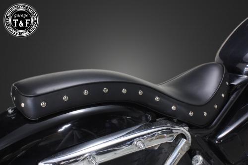 有限会社ガレージT&F / マグナ250 スタッド付スムースシート