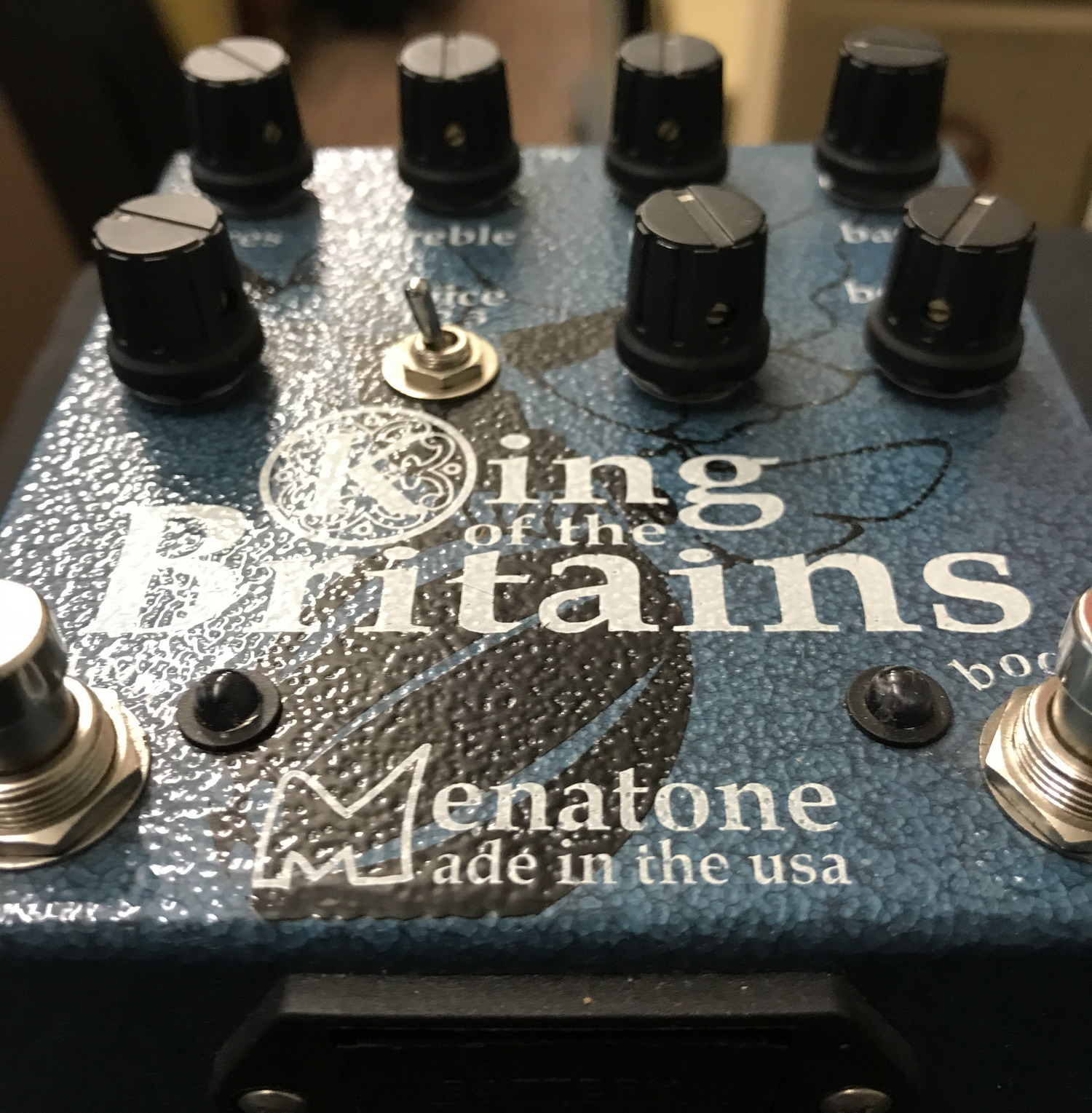SOLD MENATONE KING OF THE BRITAINS | Gbl Guitars