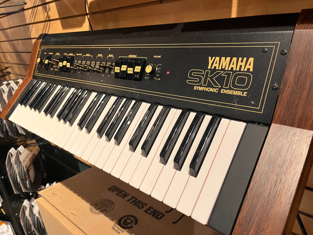 USED Yamaha SK-10 Symphonic Ensemble Synthesizer1970's