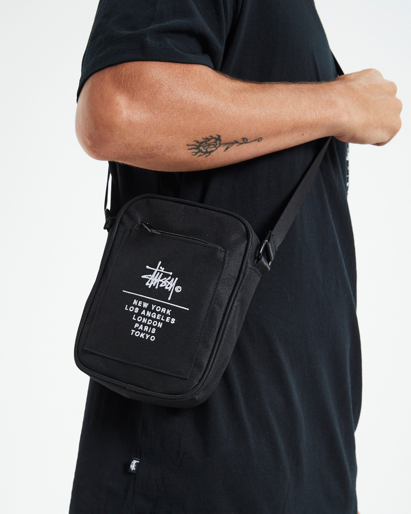 City Stack Messenger Bag Black – General Pants Co.