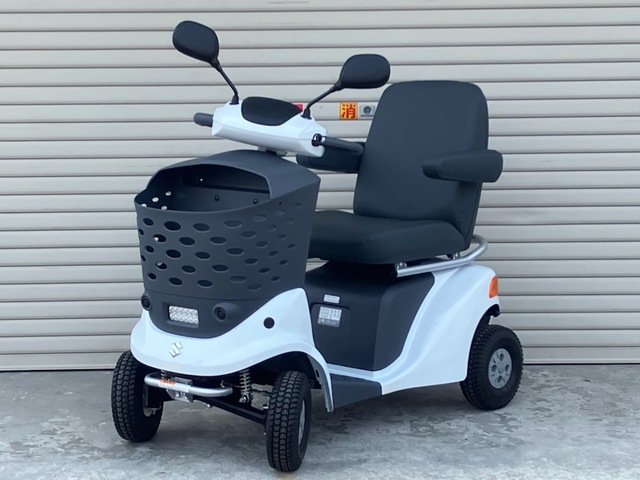 SUZUKI シルバーカー 電動カート SUZUKI セニアカー シニアカー 電動カート