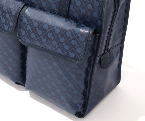 ソフティ ボストンバッグ｜GHERARDINI オンラインストア