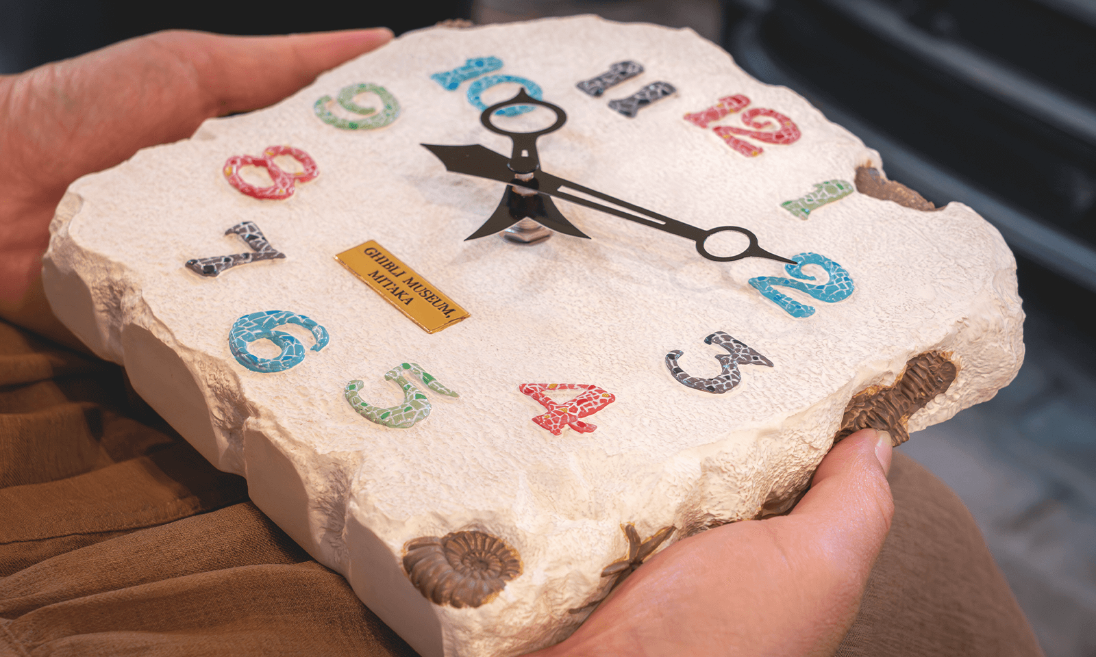 ジブリ美術館 モザイクタイル時計 - 三鷹の森ジブリ美術館オンライン