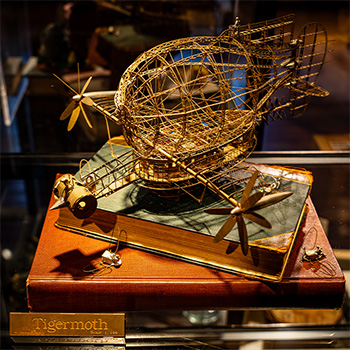 ジブリ美術館オリジナル ガラスペン 小トトロ｜三鷹の森ジブリ美術館