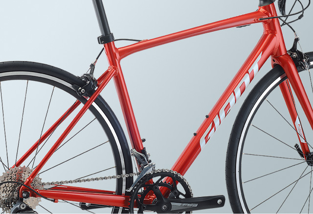 2023 GIANT Bicycles | CONTEND 2