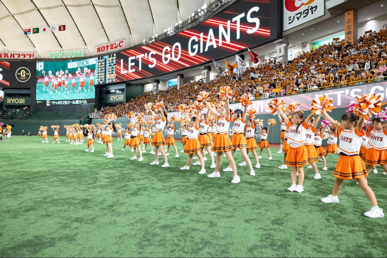 読売巨人軍公式ダンススクール・ジャイアンツ ヴィーナスダンススクール