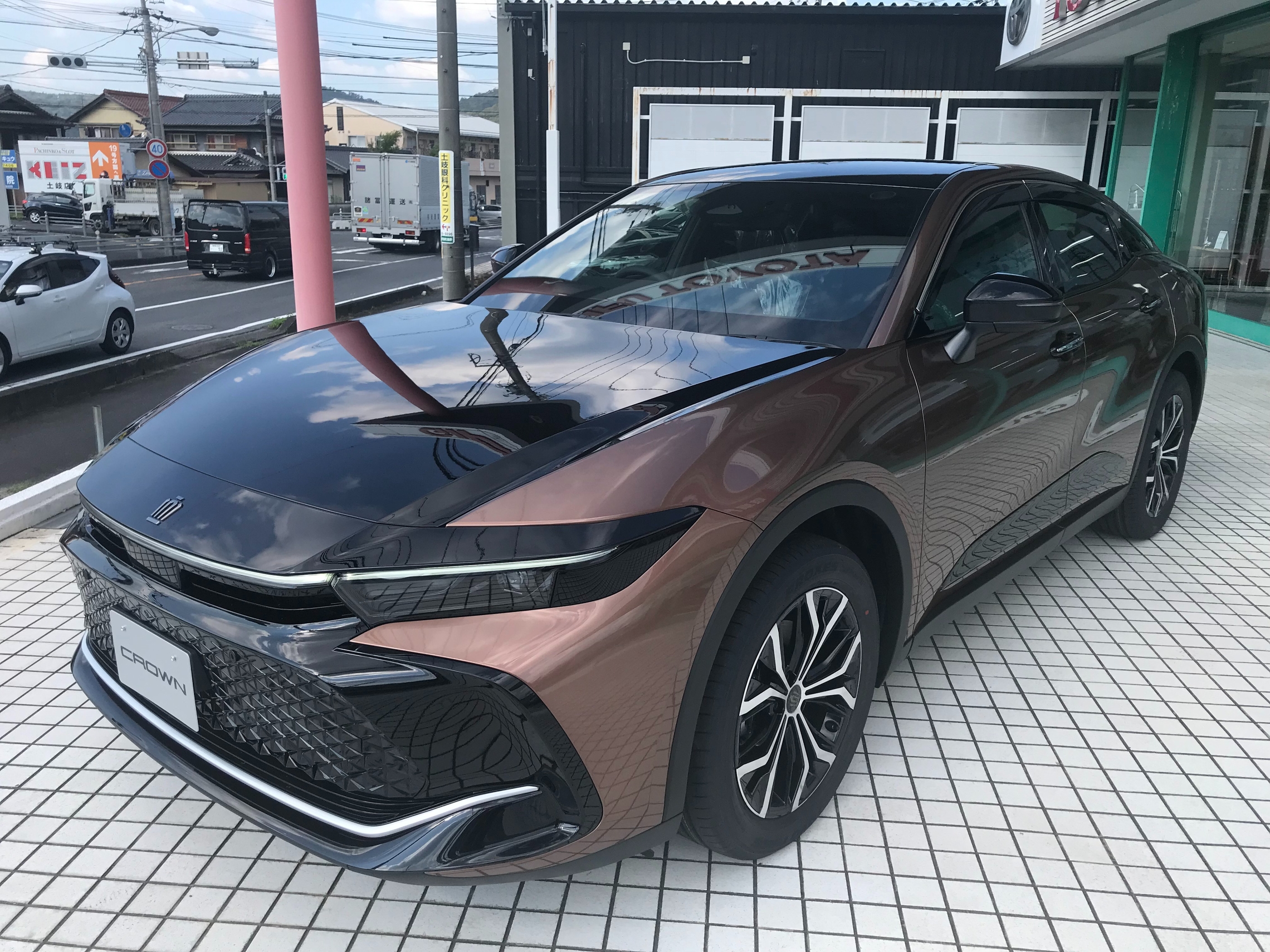 🍂🍁 新型クラウン 展示中！ 🍁🍂 ～土岐店～