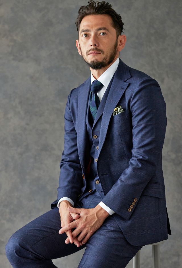 ネイビースーツ・チェックのコーディネート（REDA）｜3-468007-2