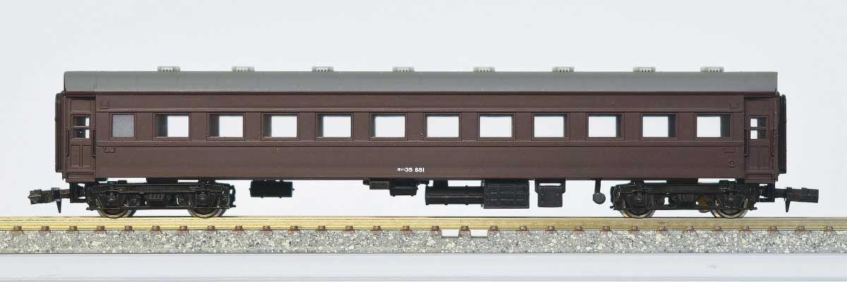 11056＞着色済み オハ35形戦後型（半切妻・茶色）｜エコノミーキット