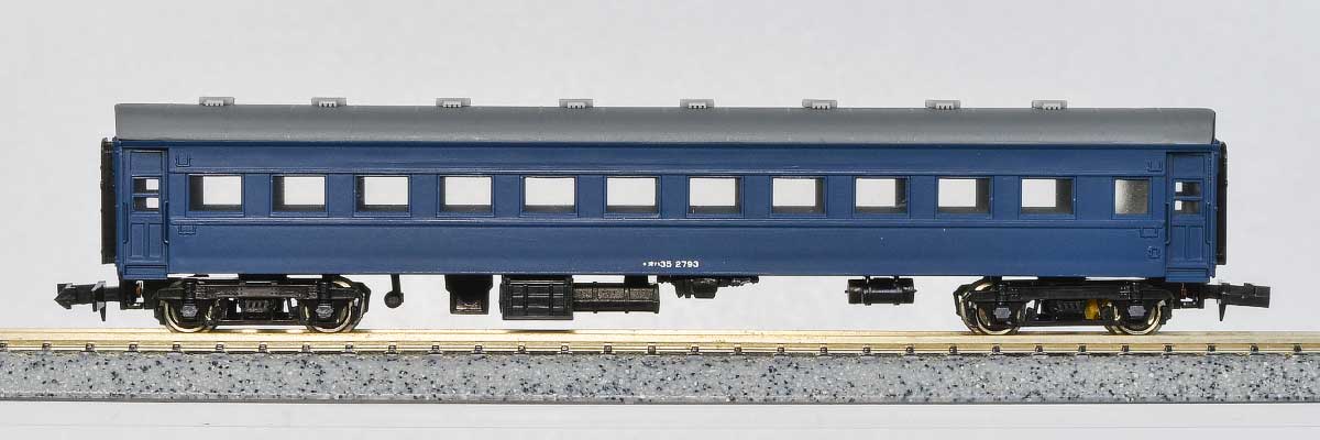 11061＞着色済み オハ35形戦後型（半切妻・青色）｜エコノミーキット