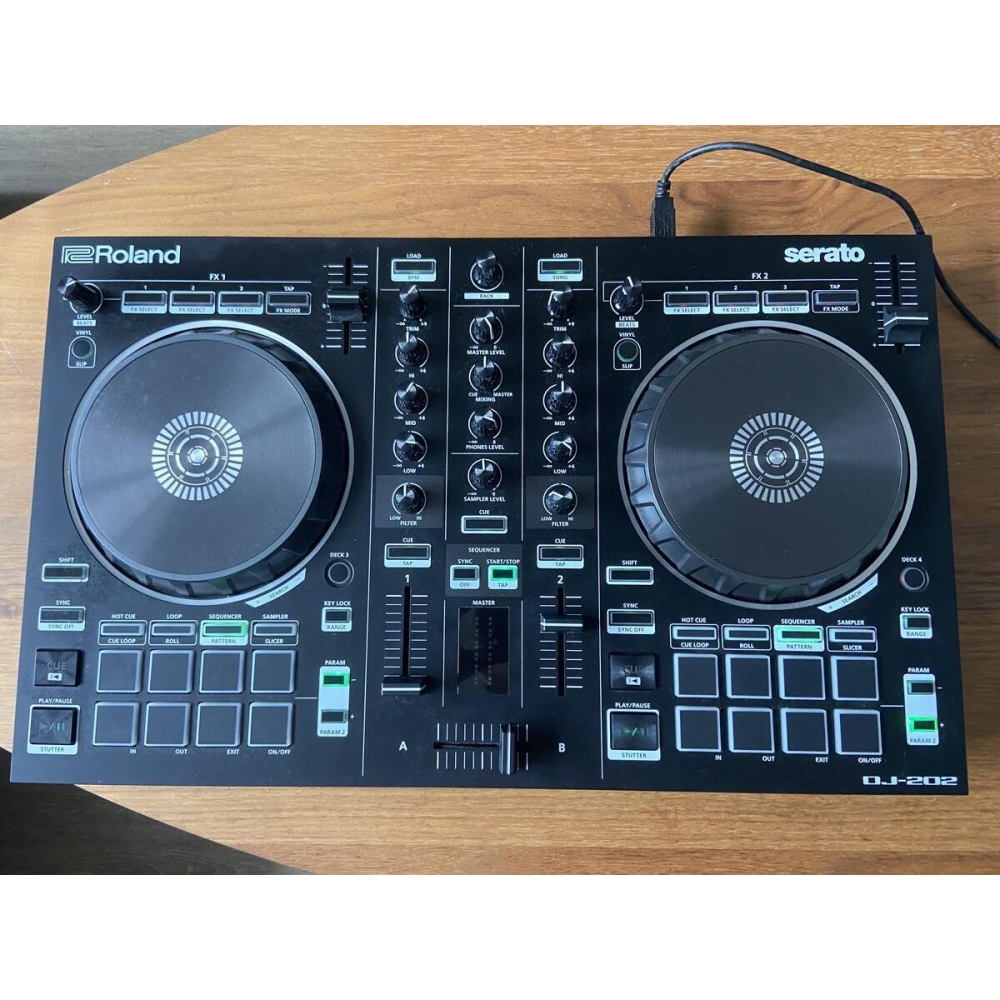 Roland DJ-202