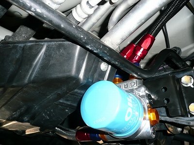 キャリイ（DA63T）4WD車にオイルクーラーキット装着～♪｜社長