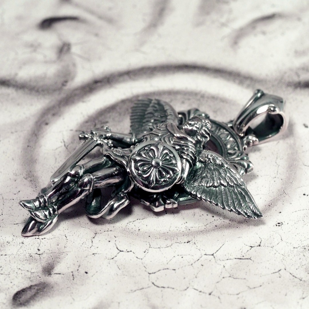 Michael｜ANGELS & DEMONS - Pendant - Collection｜Guardia