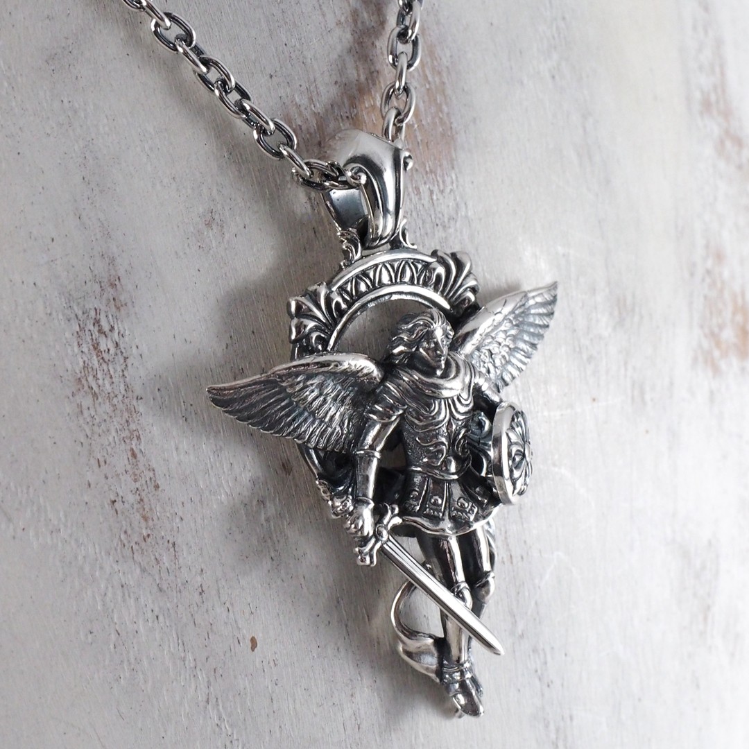Michael｜ANGELS & DEMONS - Pendant - Collection｜Guardia